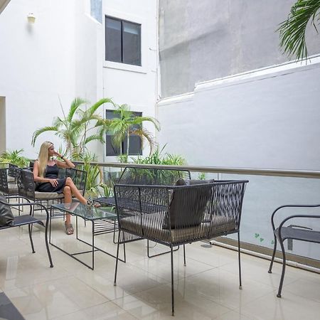 Aruma Hotel Playa del Carmen Bagian luar foto