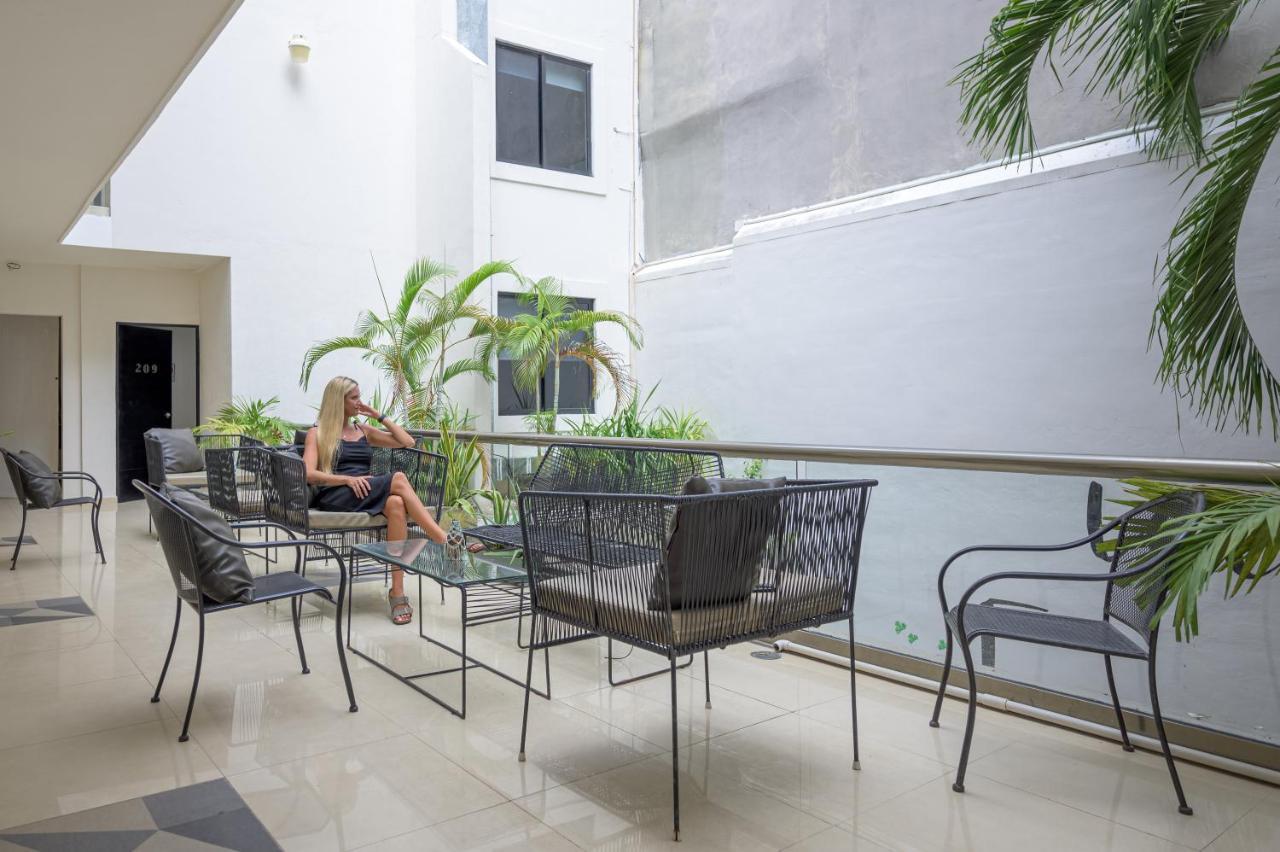 Aruma Hotel Playa del Carmen Bagian luar foto